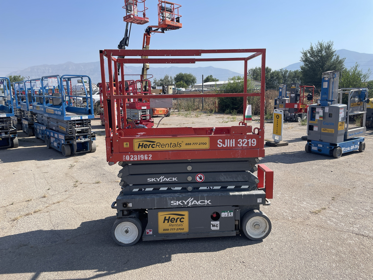 2019 Skyjack SJ3219-4