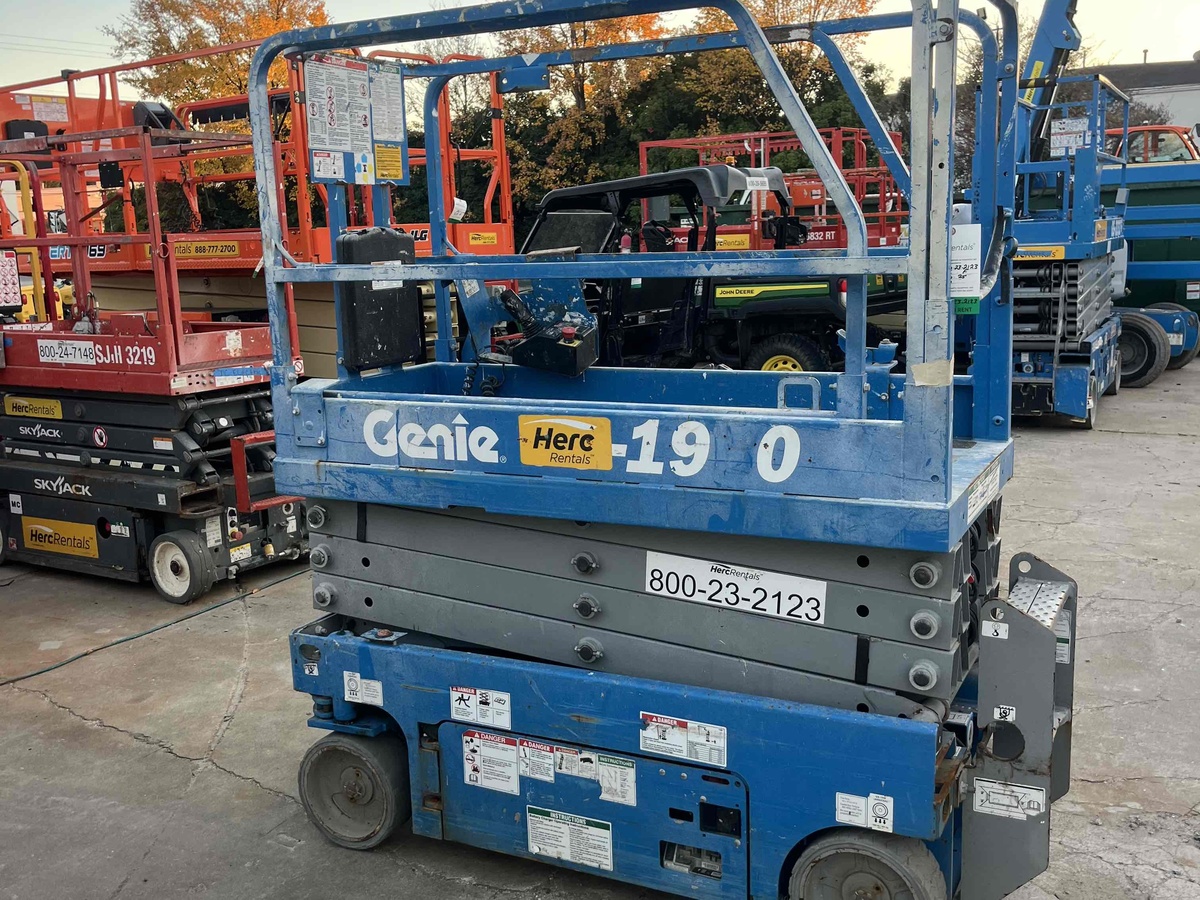 2018 Genie GS-1930-2