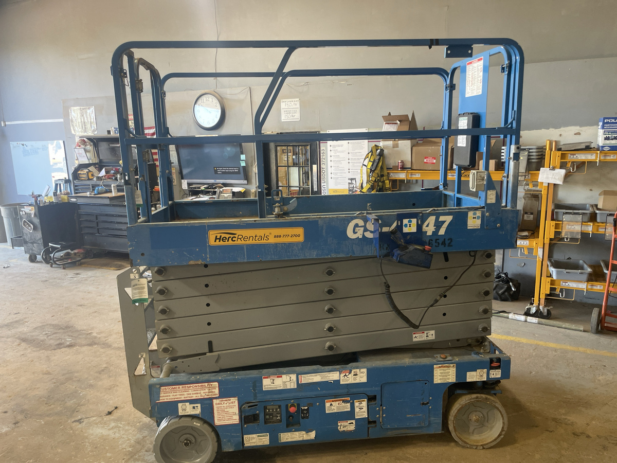 2019 Genie GS-4047-18