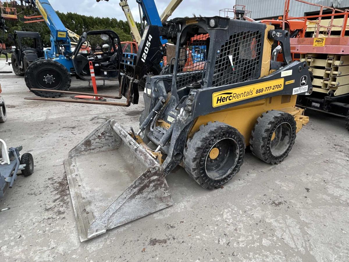 2019 John Deere 324G