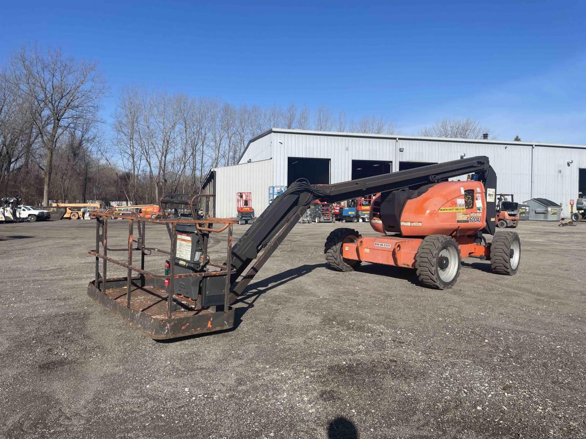 2015 JLG 600AJ