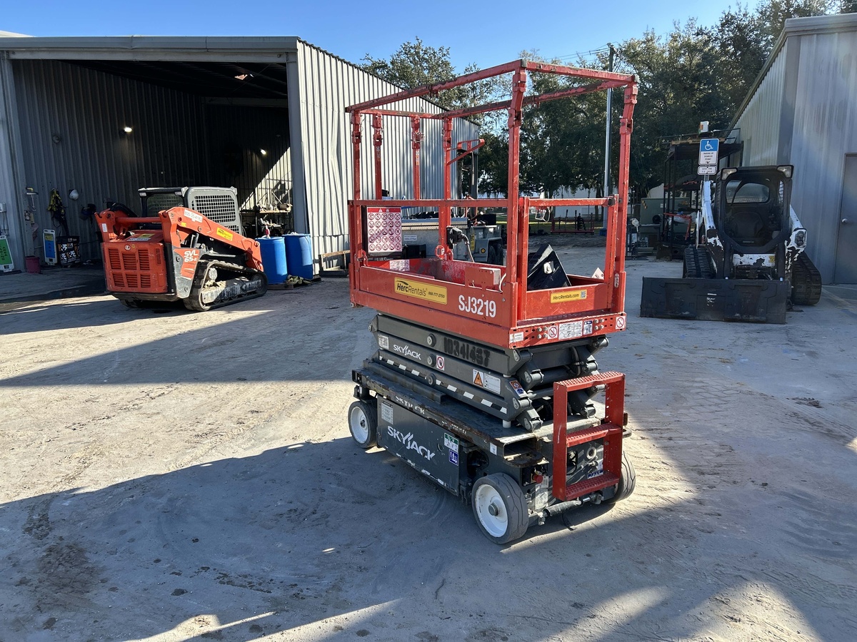 2021 Skyjack SJ3219-4