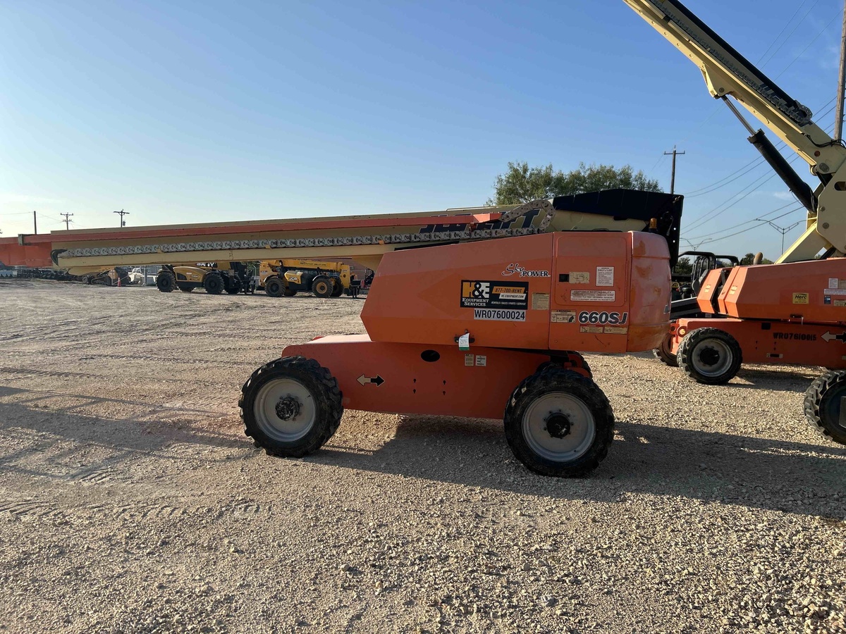 2016 JLG 660SJ-3