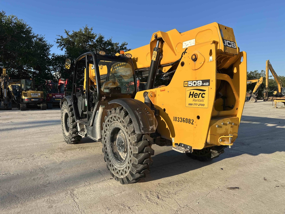 2021 JCB 509-42-4