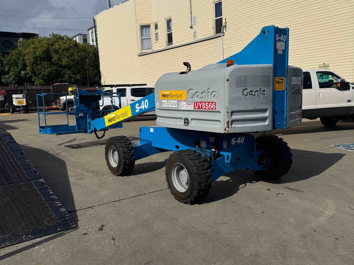 2018 Genie S-40-4