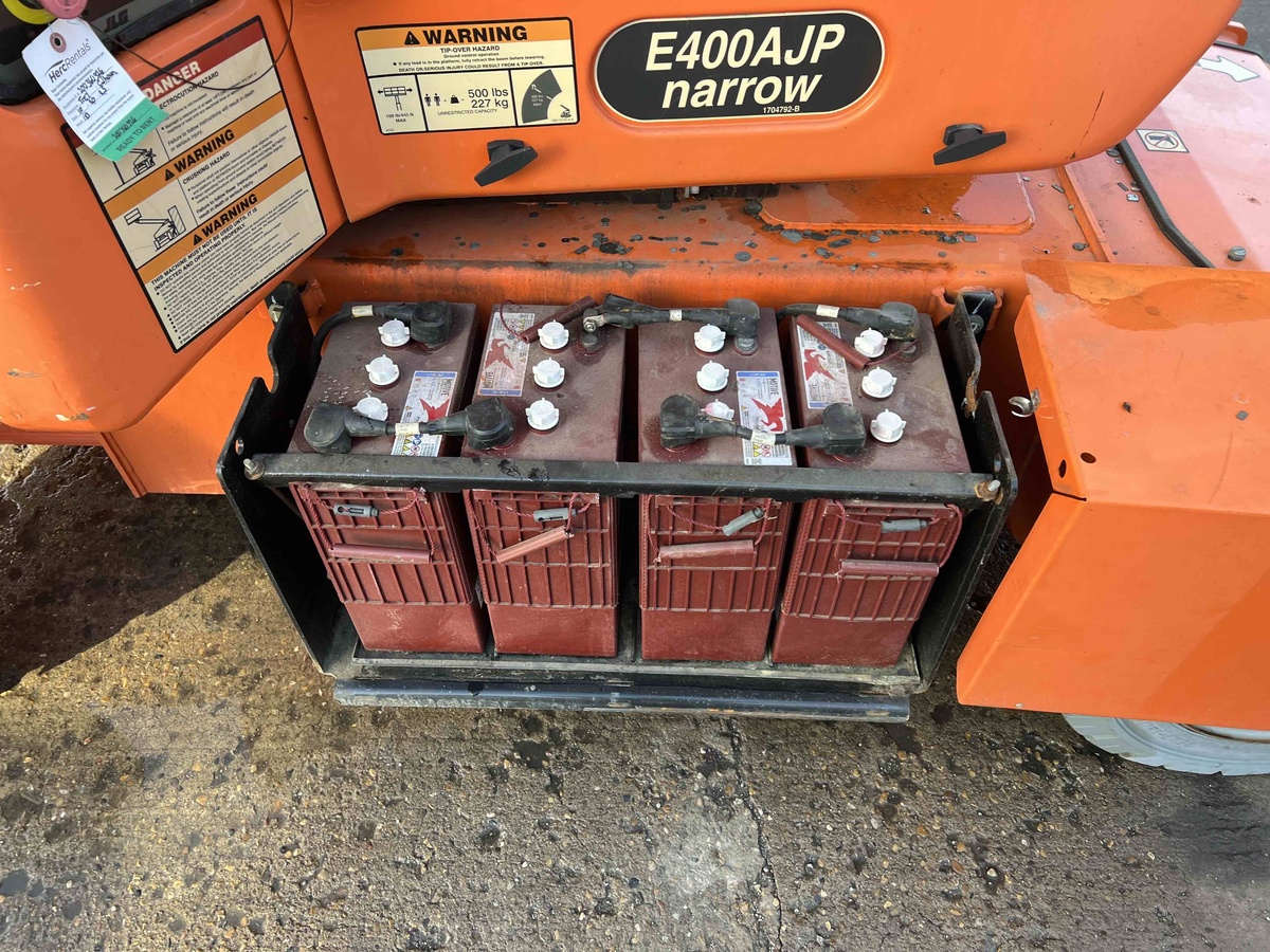 2016 JLG E400AJPN-5