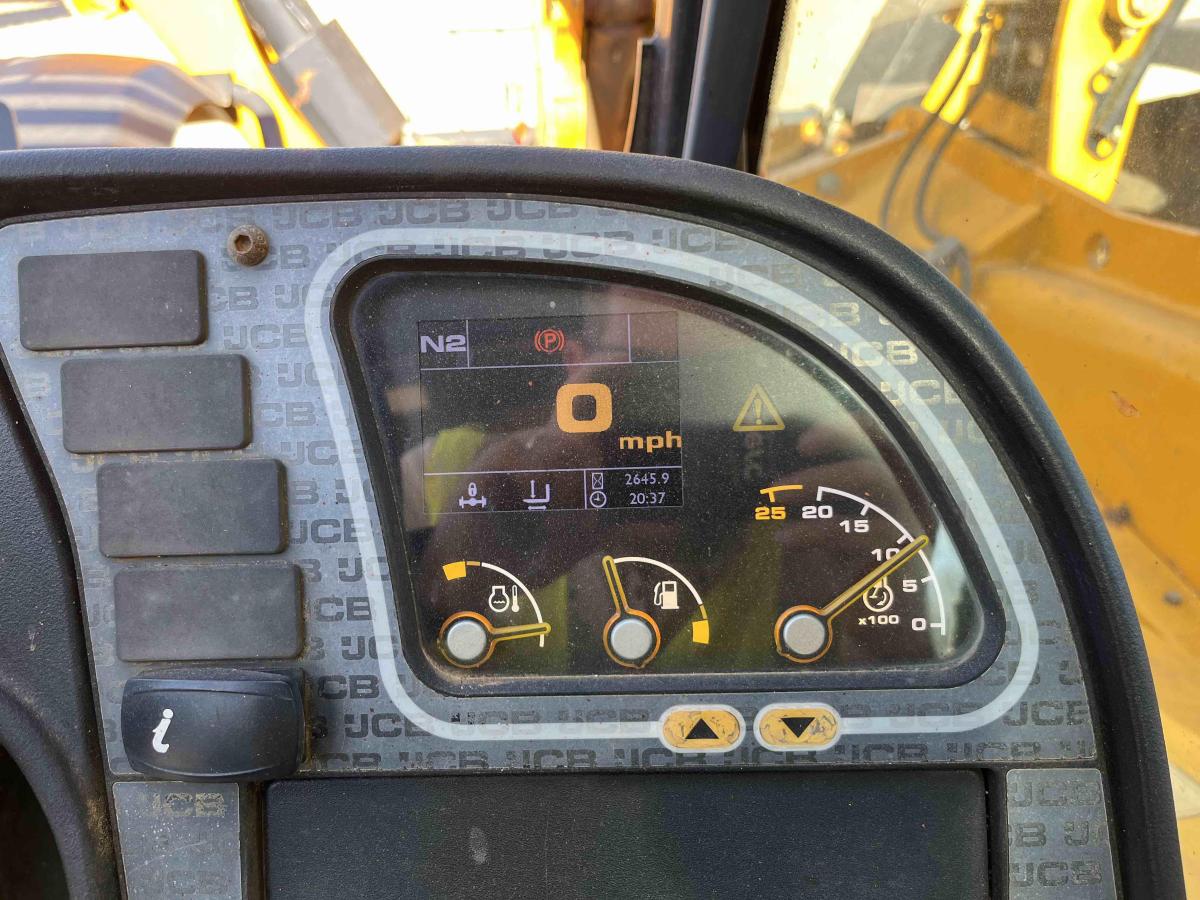 2018 JCB 510-56