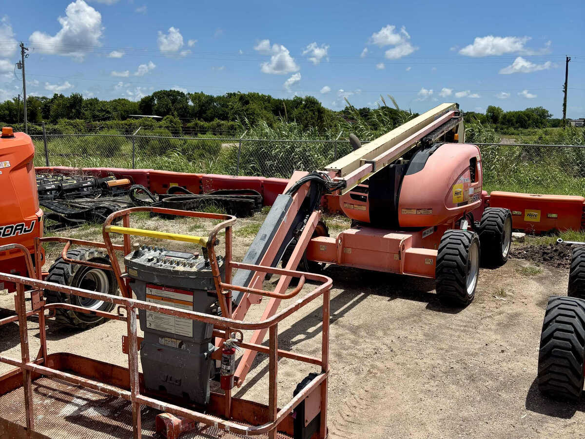 2018 JLG 600AJ-5