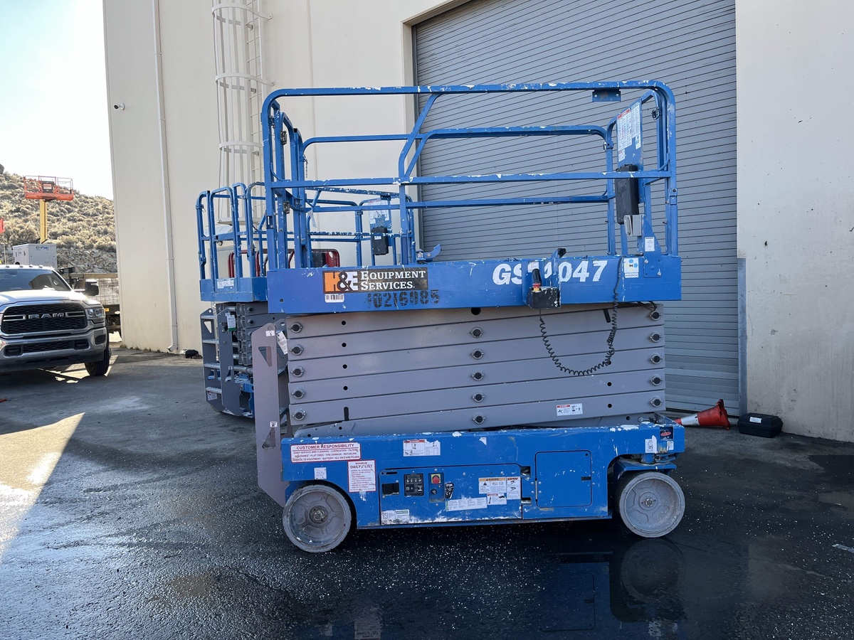 2017 Genie GS-4047-2