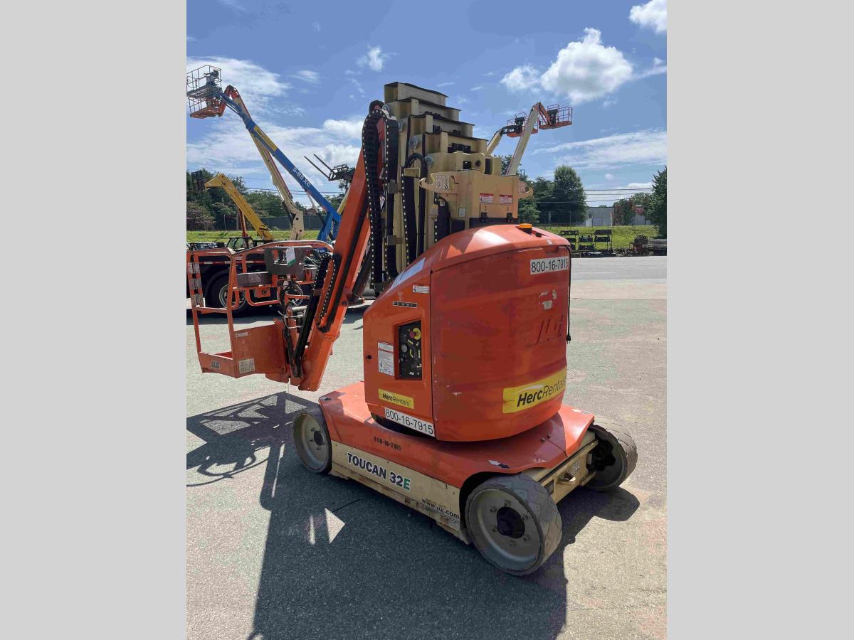 2017 JLG Toucan 32E-5