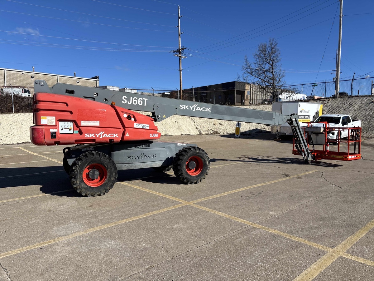 2017 Skyjack SJ66 T-12