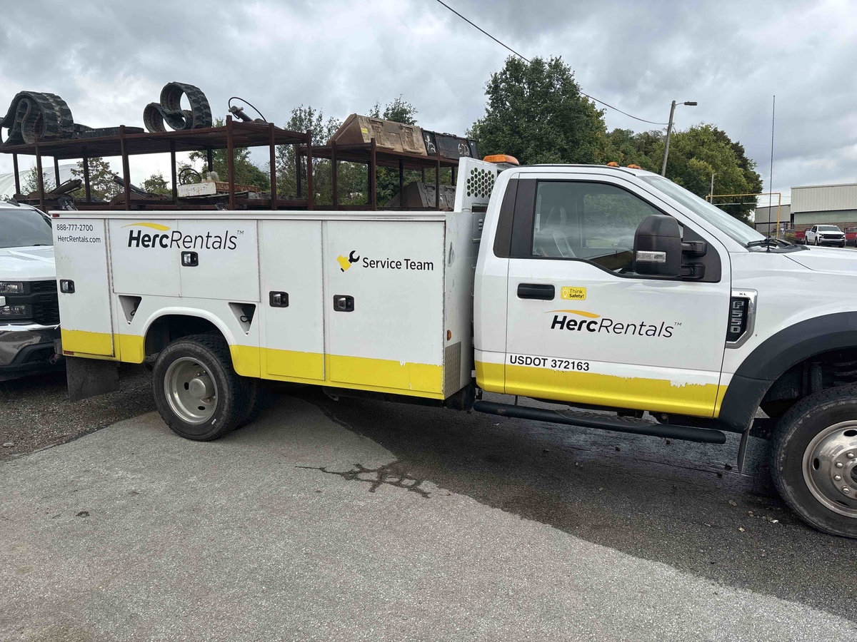2018 Ford F550-5