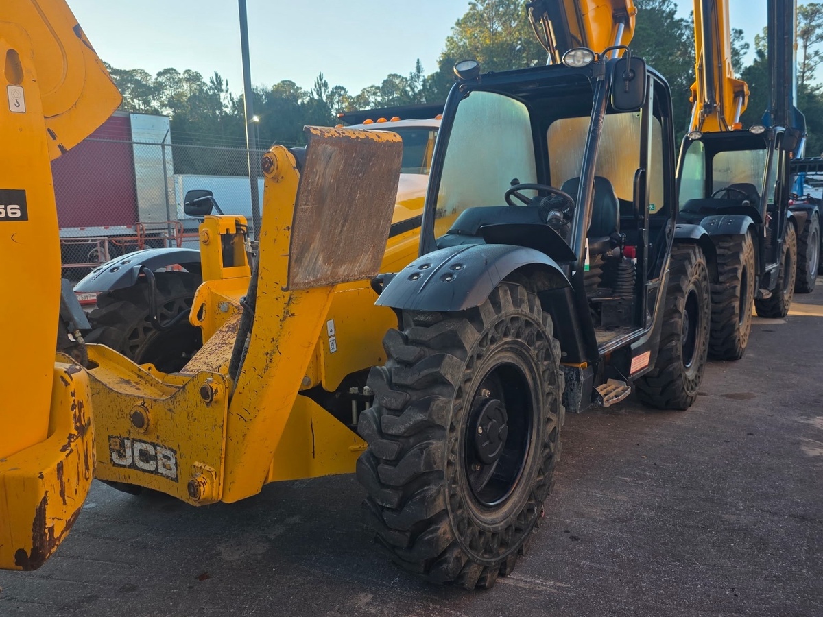 2023 JCB 510-56-1