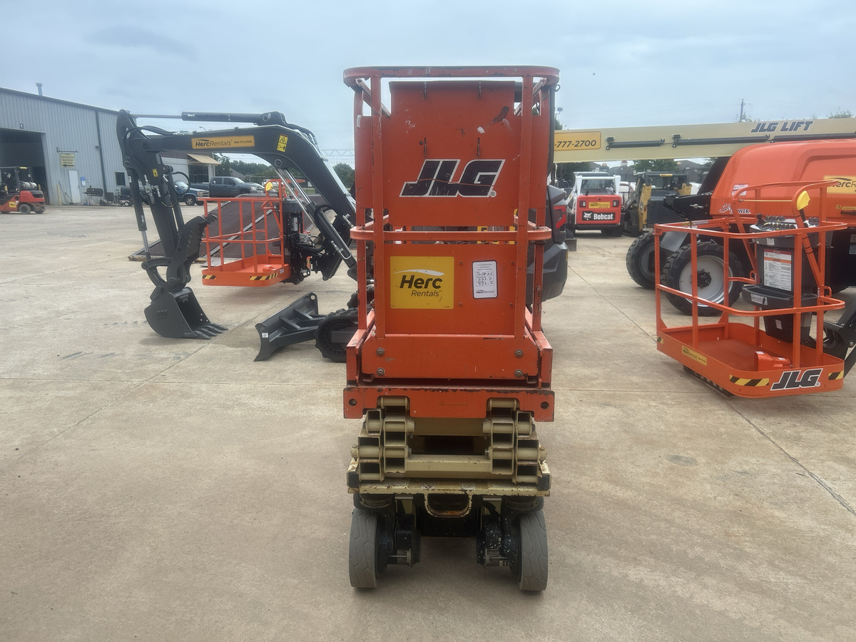 2019 JLG 1930ES-6