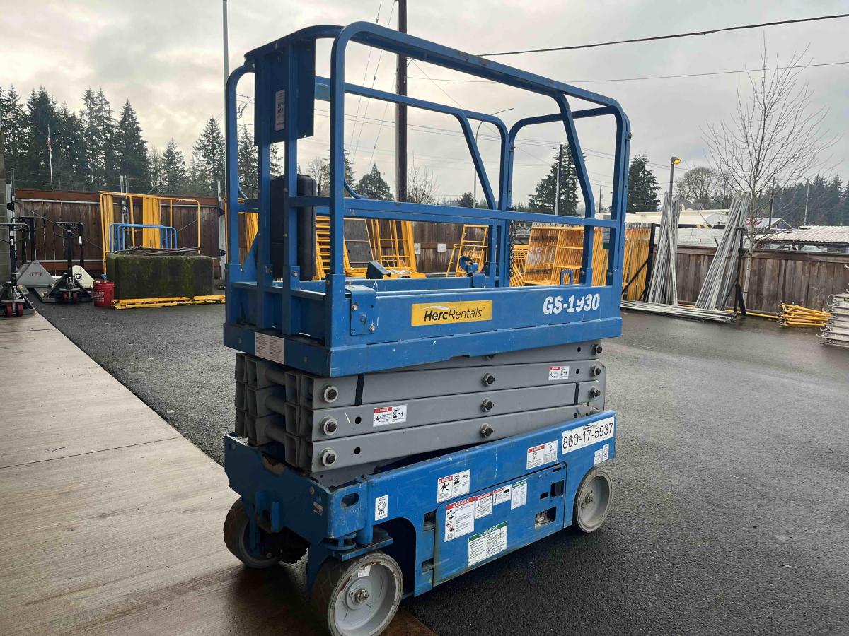 2017 Genie GS-1930