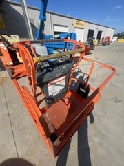2018 JLG E300AJP-4