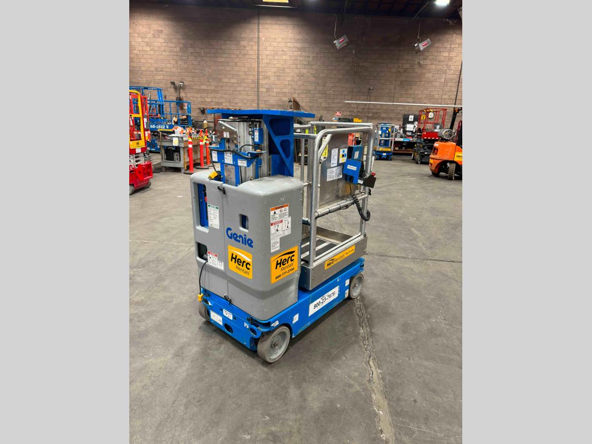 2018 Genie GR-12