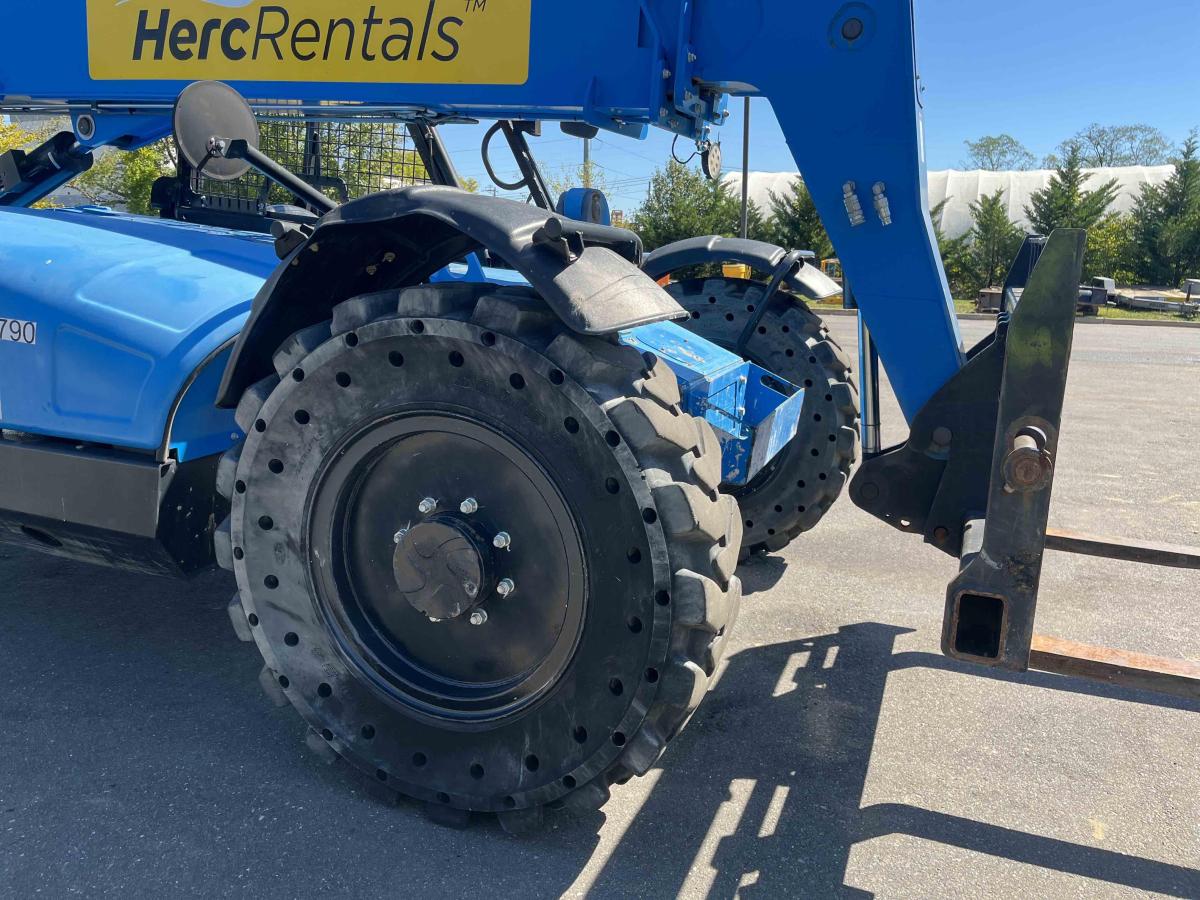 2018 Genie GTH-636