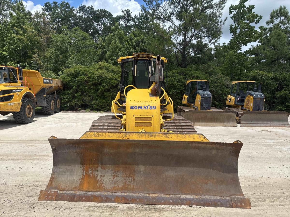 2021 Komatsu D61PX-24-6