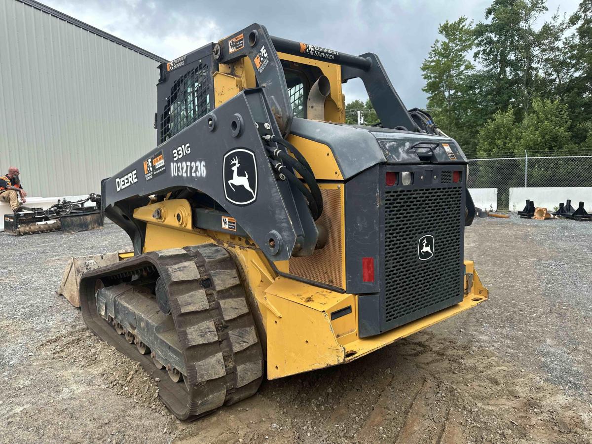 2021 John Deere 331G-5