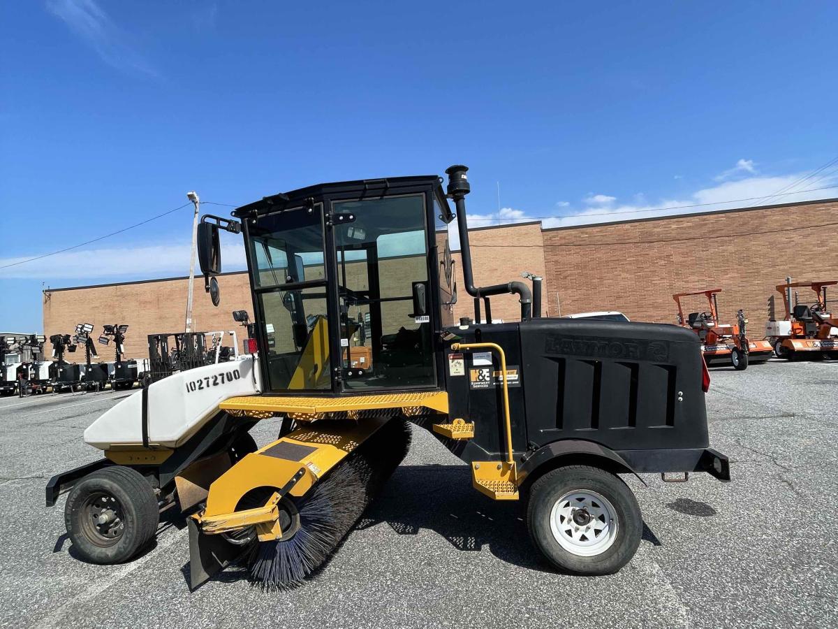 2019 LayMor SweepMaster 450-ST-8