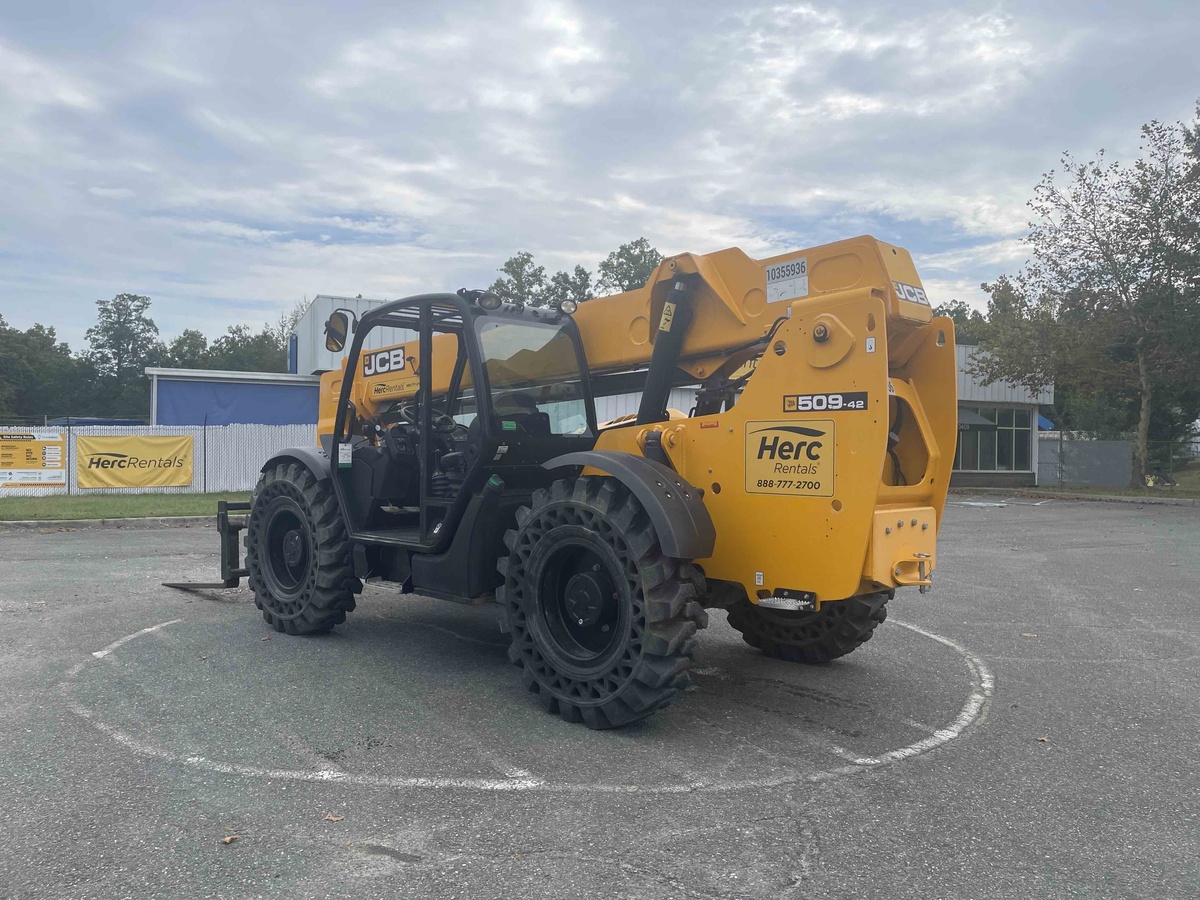 2022 JCB 509-42-2