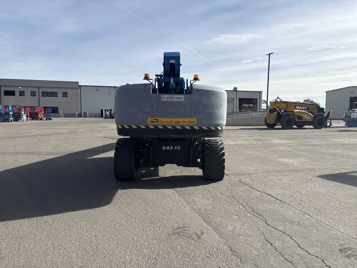 2018 Genie S-85-4
