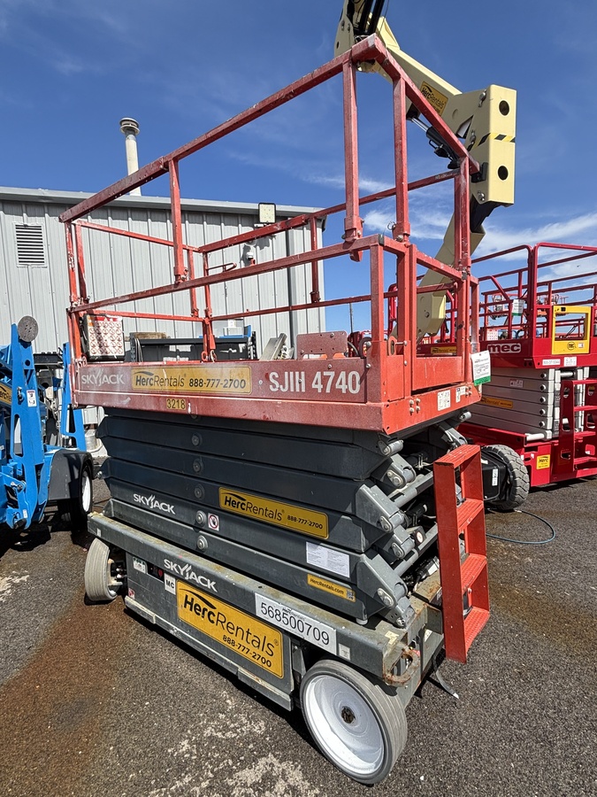2020 Skyjack SJ4740-2