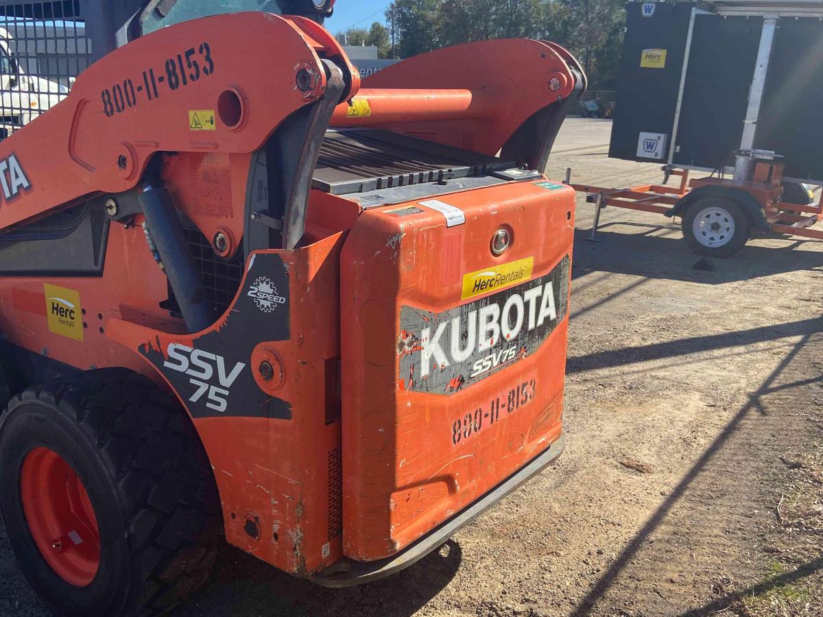 2016 Kubota SSV75