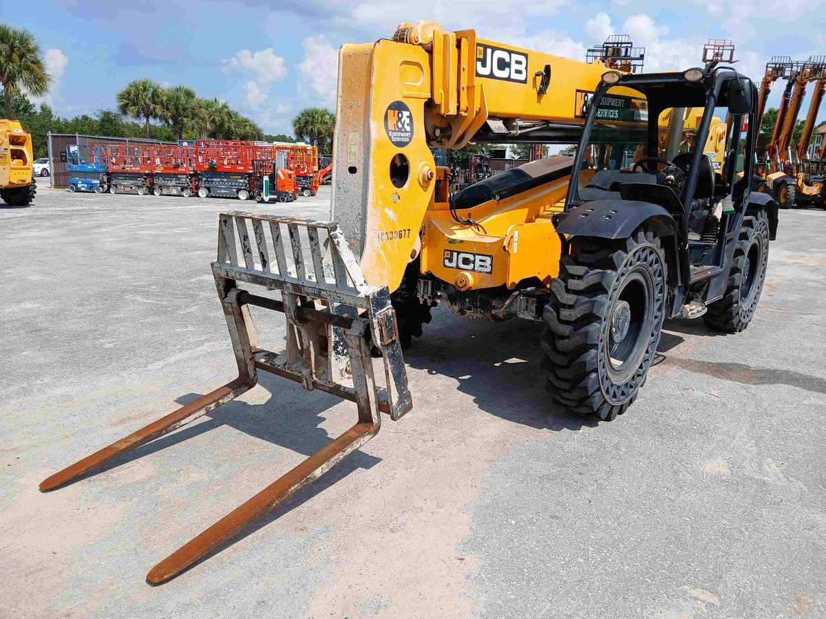 2021 JCB 507-42-1