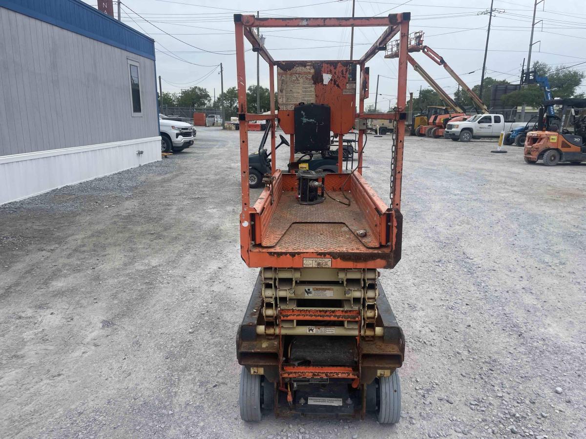 2018 JLG 1932R