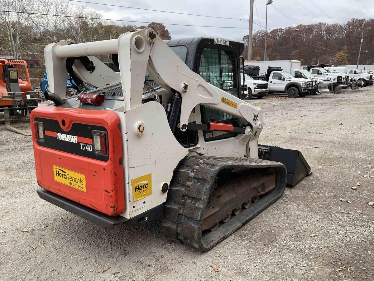 2018 Bobcat T740