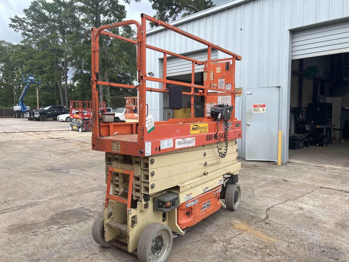 2016 JLG 2632ES-4