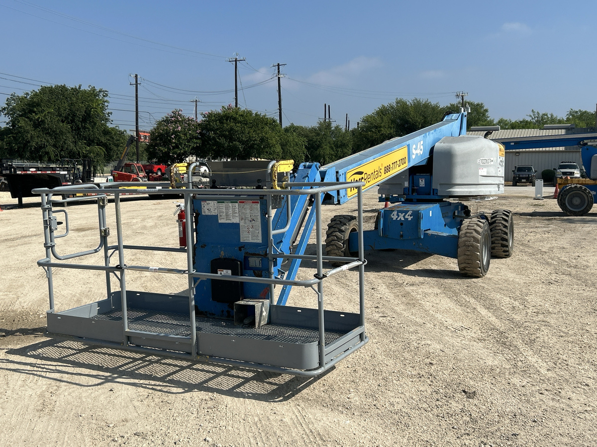 2018 Genie S-45-6