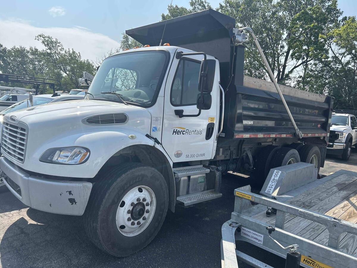 2019 Freightliner M2106-1