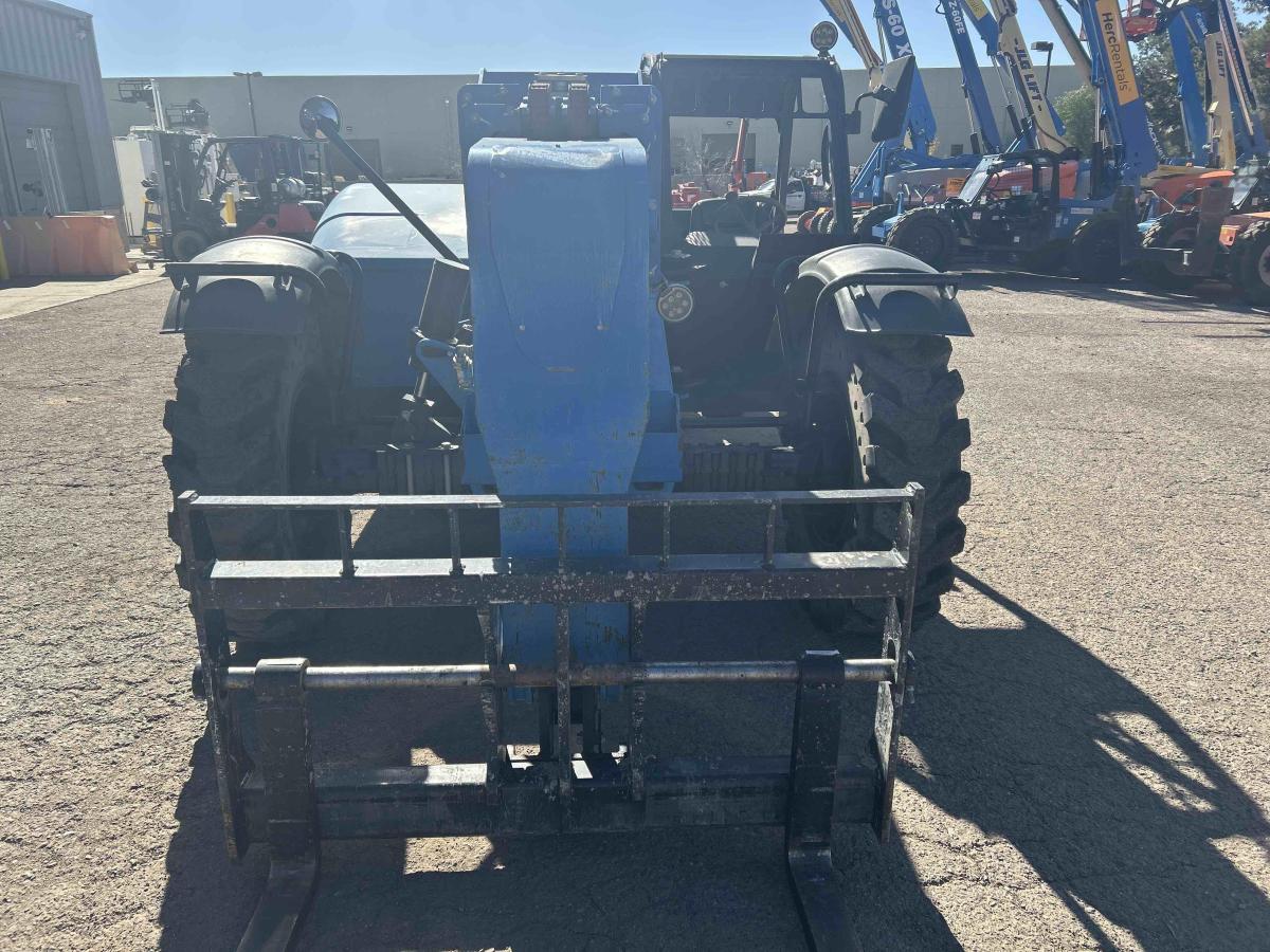 2017 Genie GTH 844