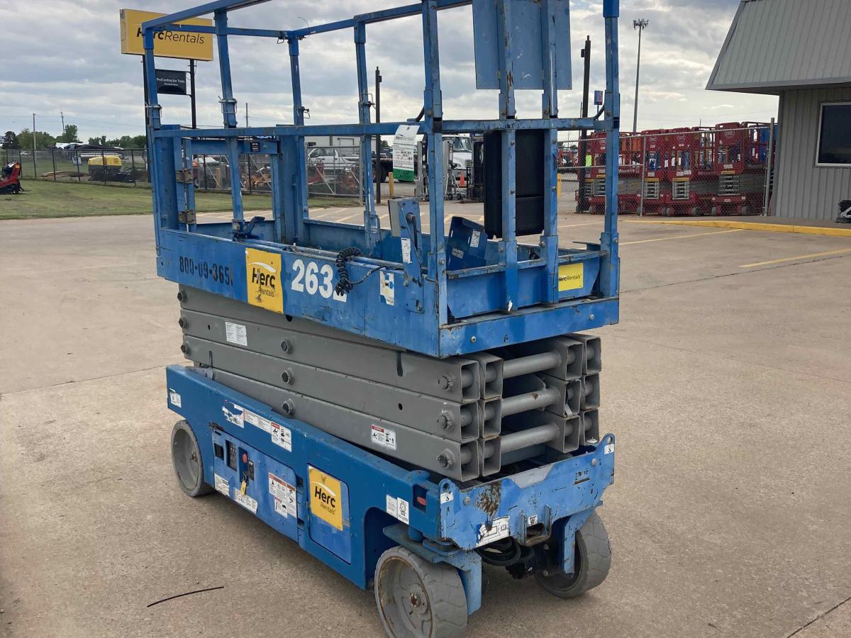 2016 Genie GS-2632