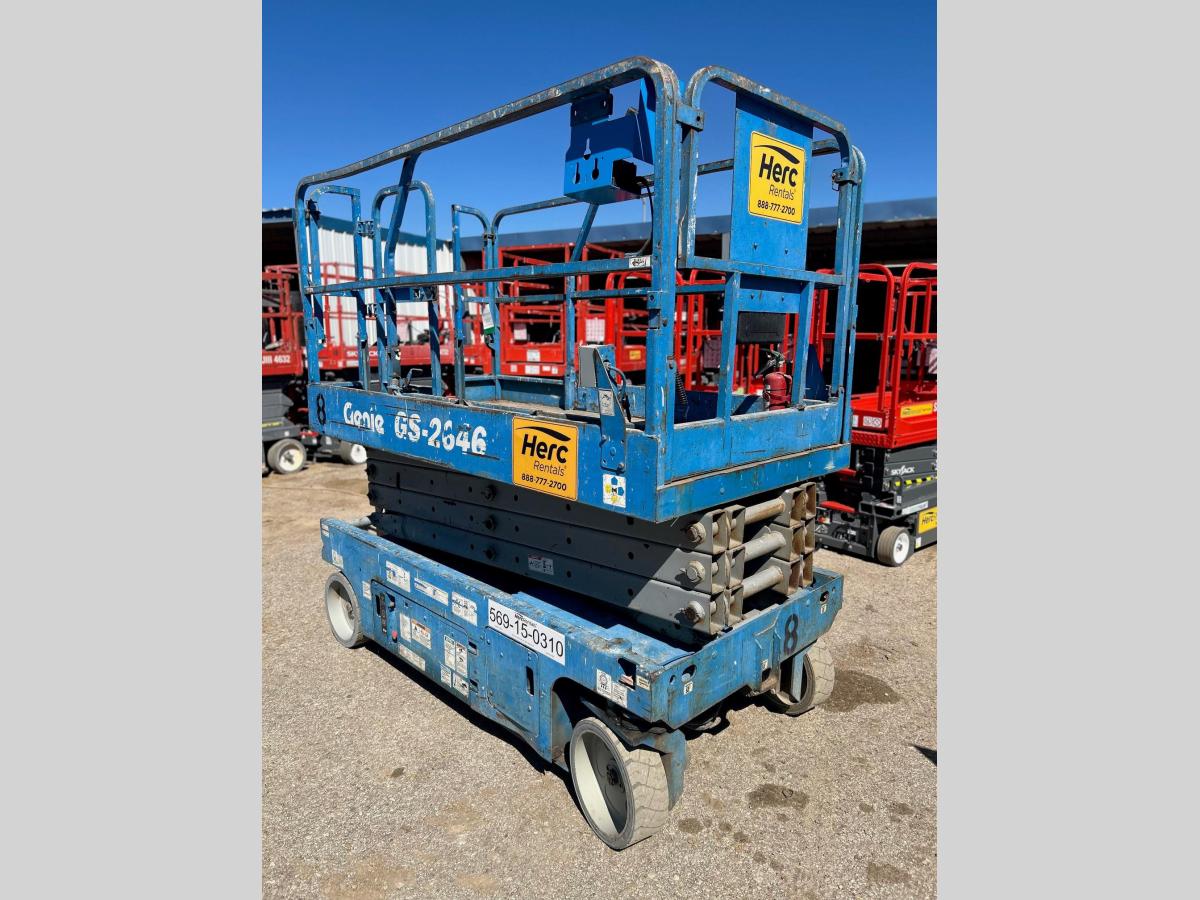 2012 Genie GS-2646