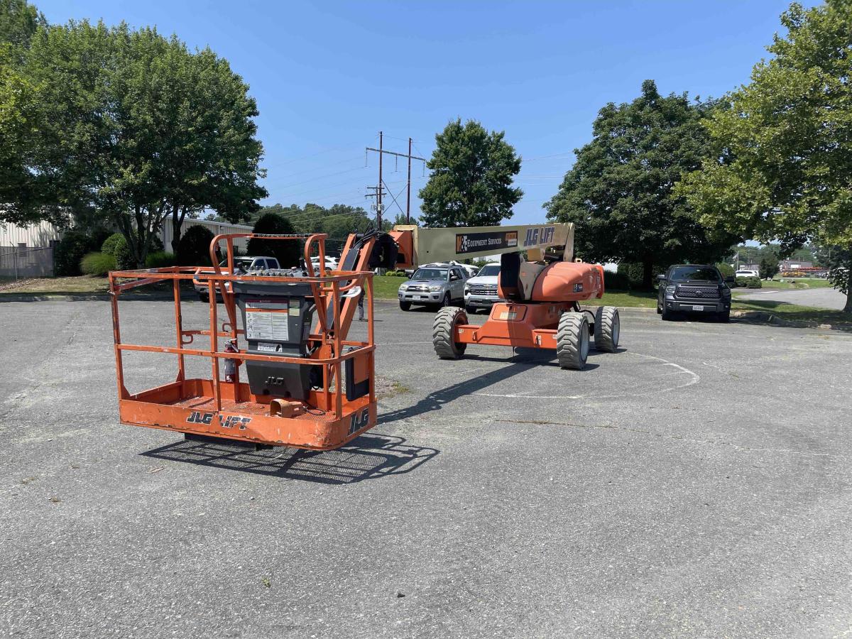 2016 JLG M600JP-4