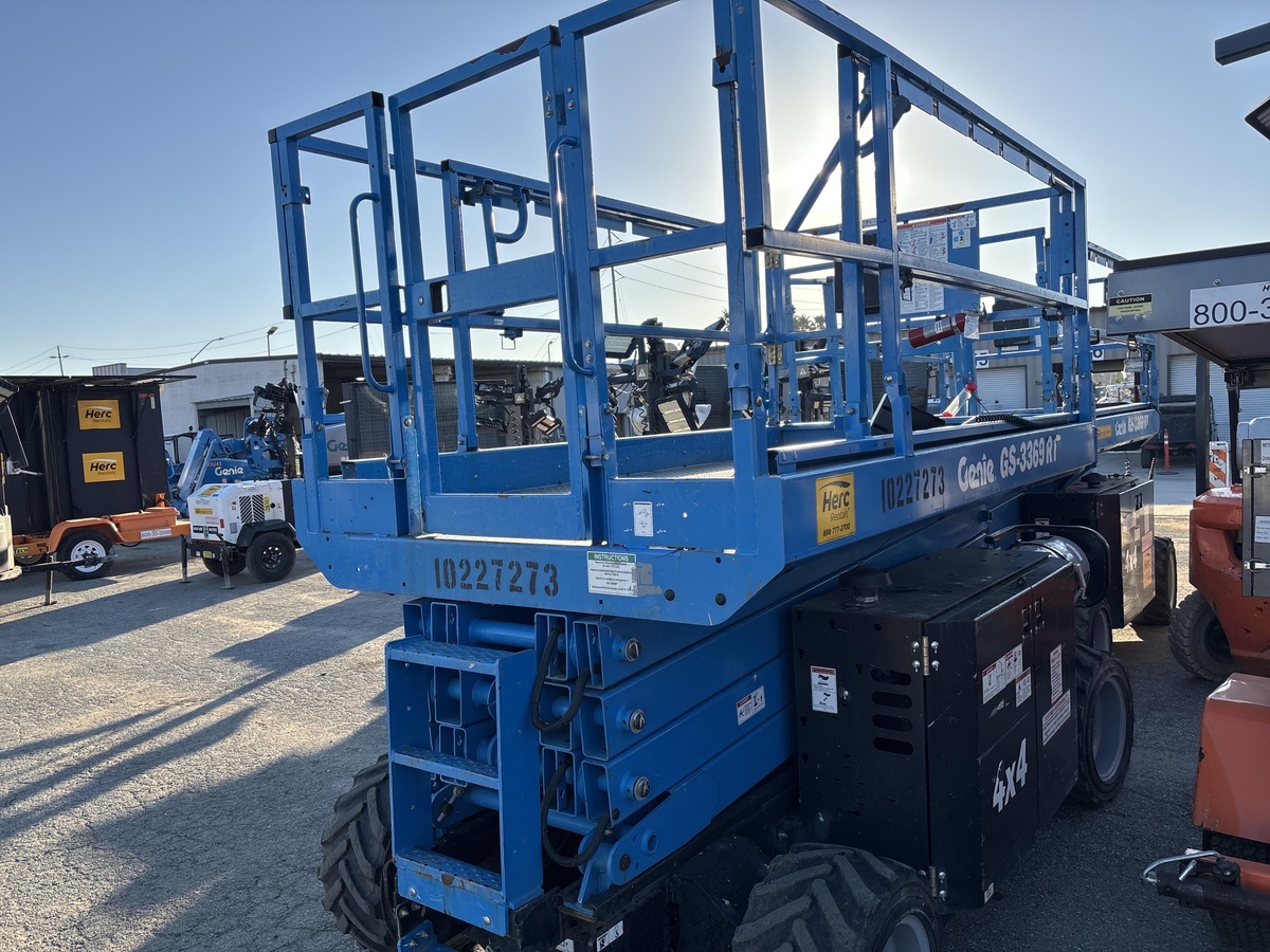 2017 Genie GS-3369 RT-2