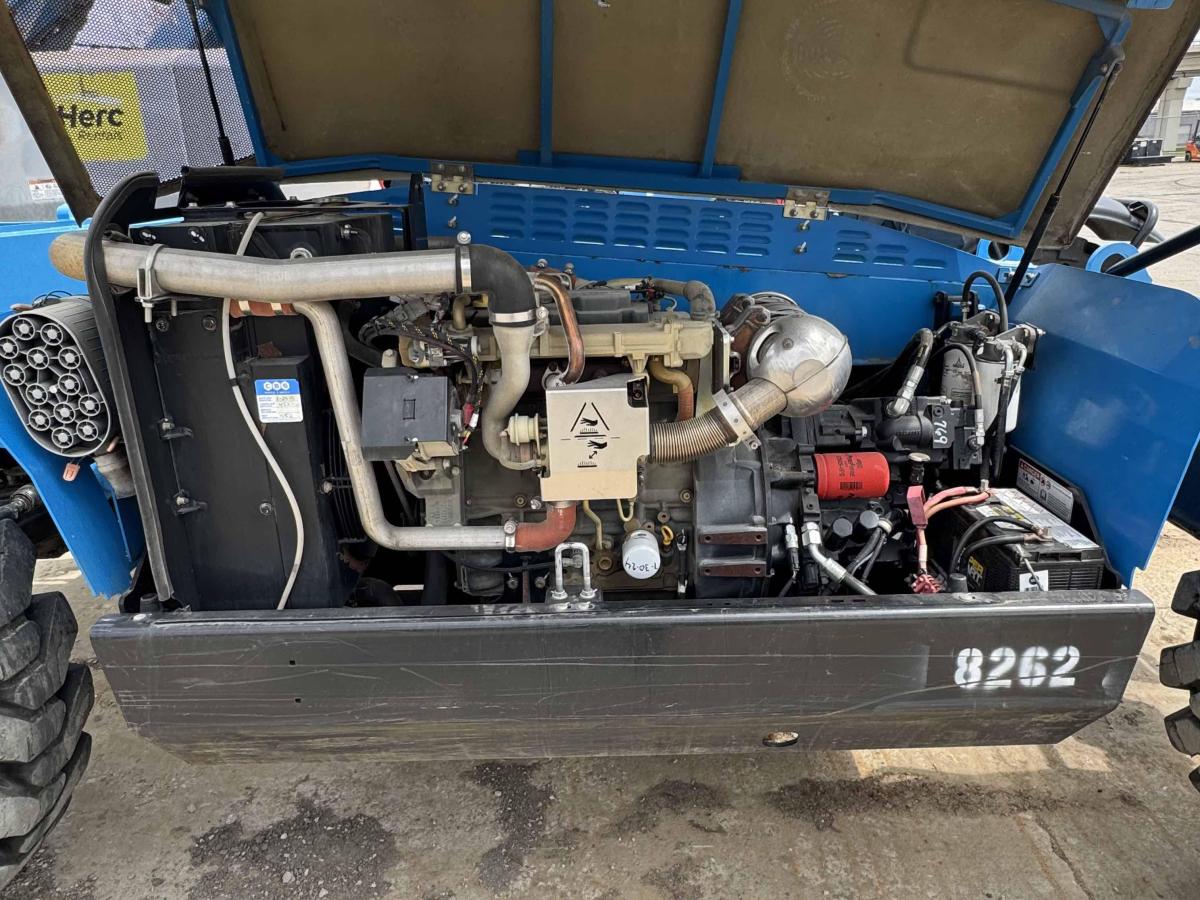 2017 Genie GTH 844