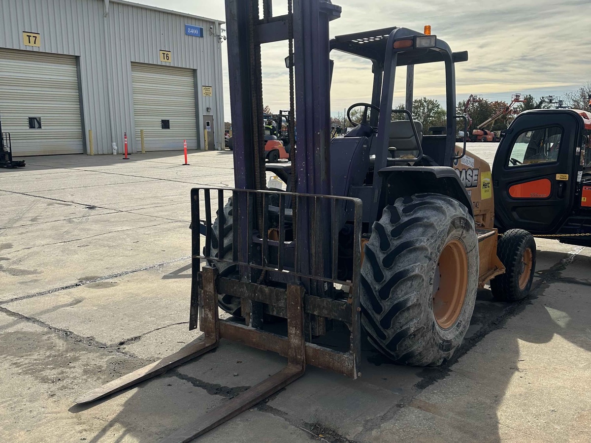 2015 Case 586H-6