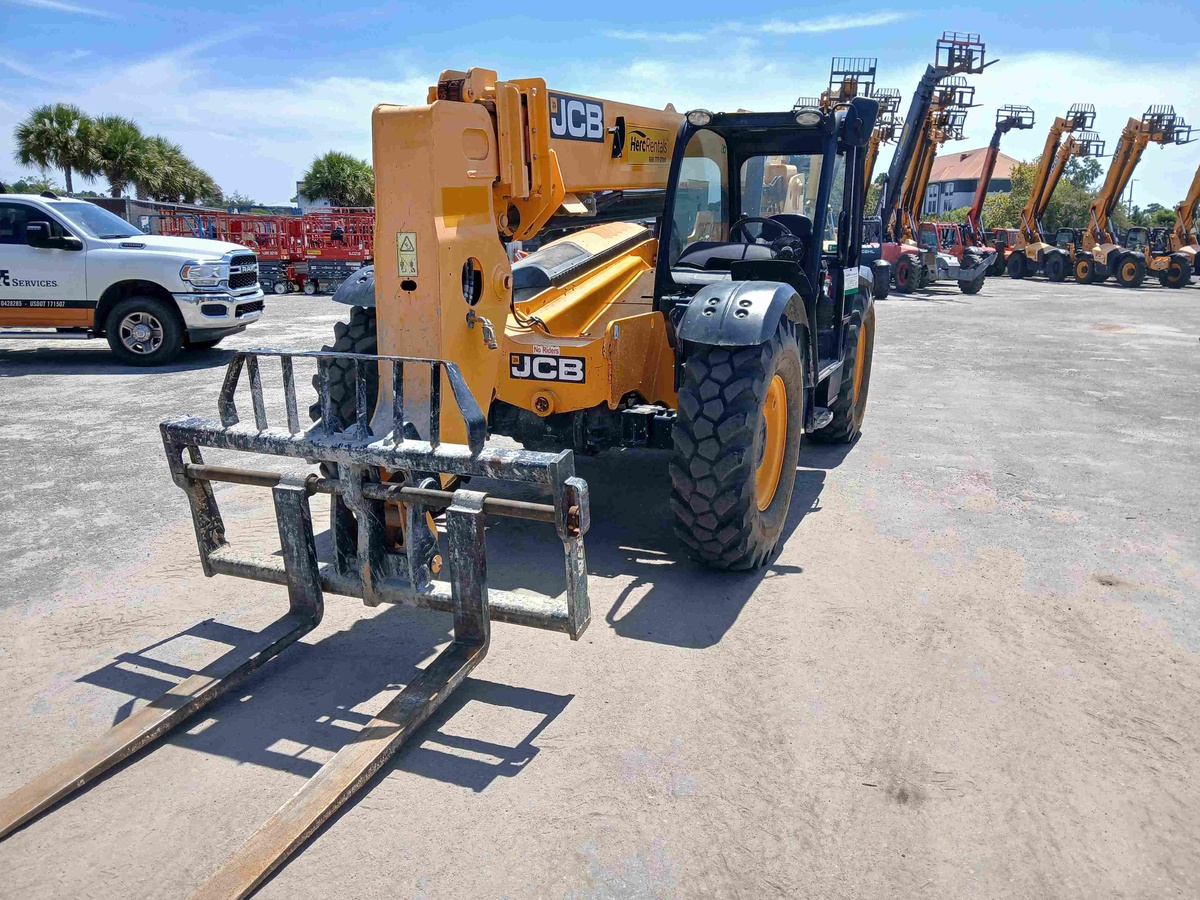 2019 JCB 509-42