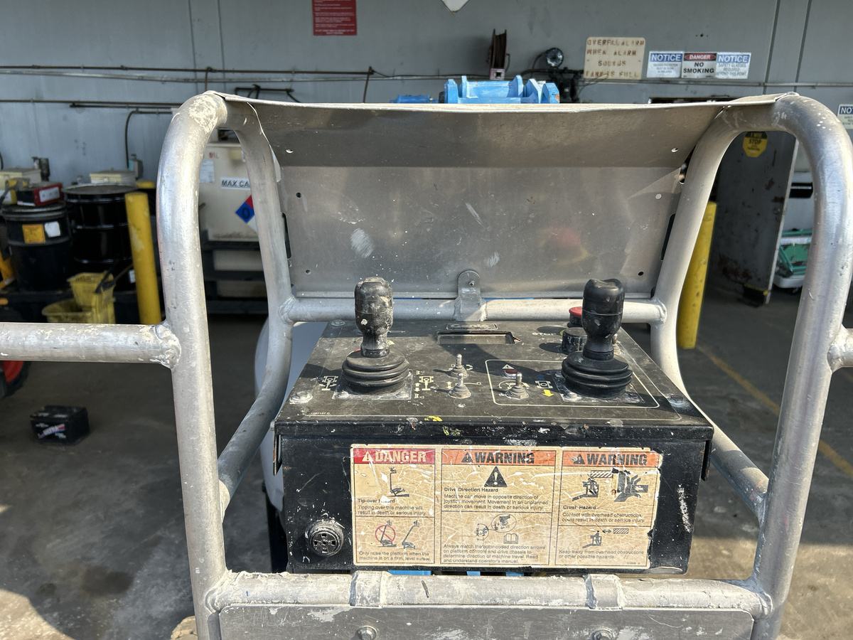 2017 Genie Z-33/18-6