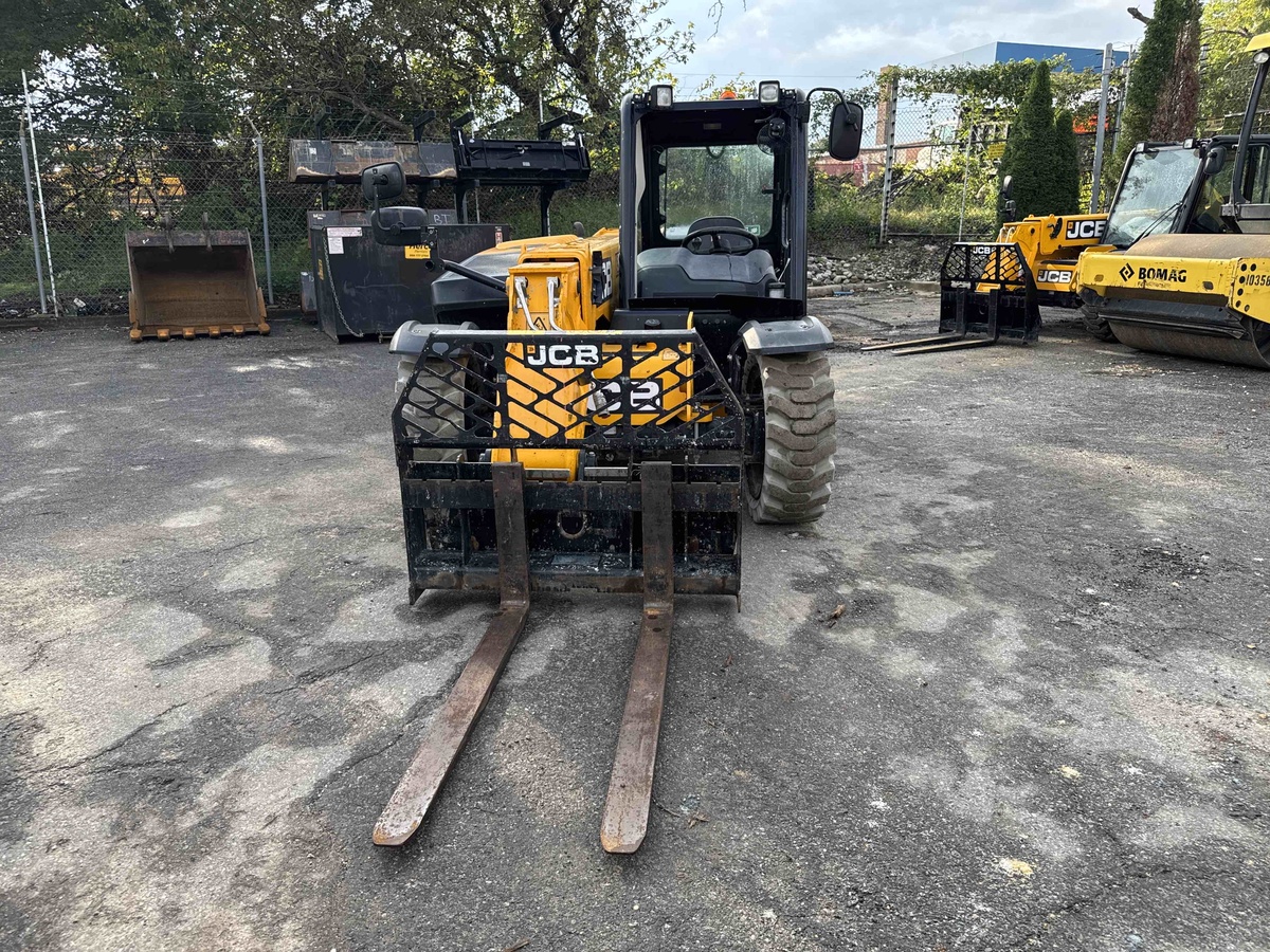 2022 JCB 505-20 TC-4