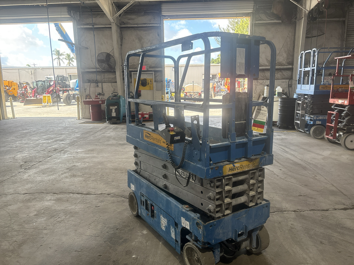 2018 Genie GS-1930-4
