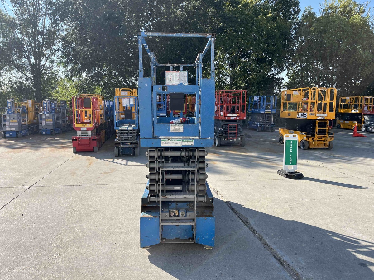 2018 Genie GS-3232-6