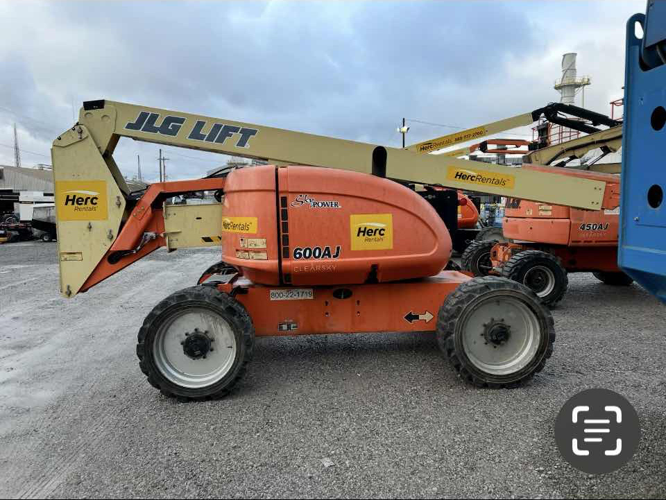 2018 JLG 600AJ-4