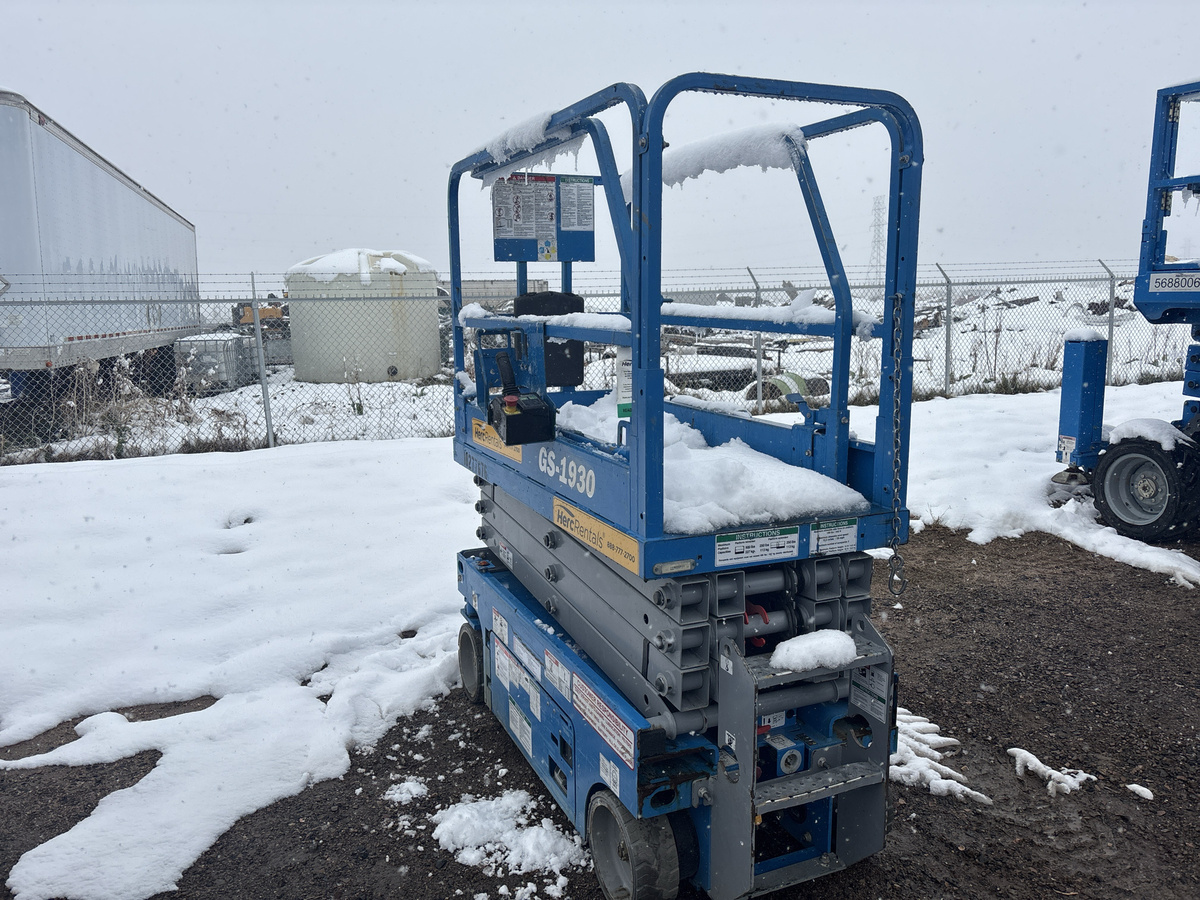 2019 Genie GS-1930