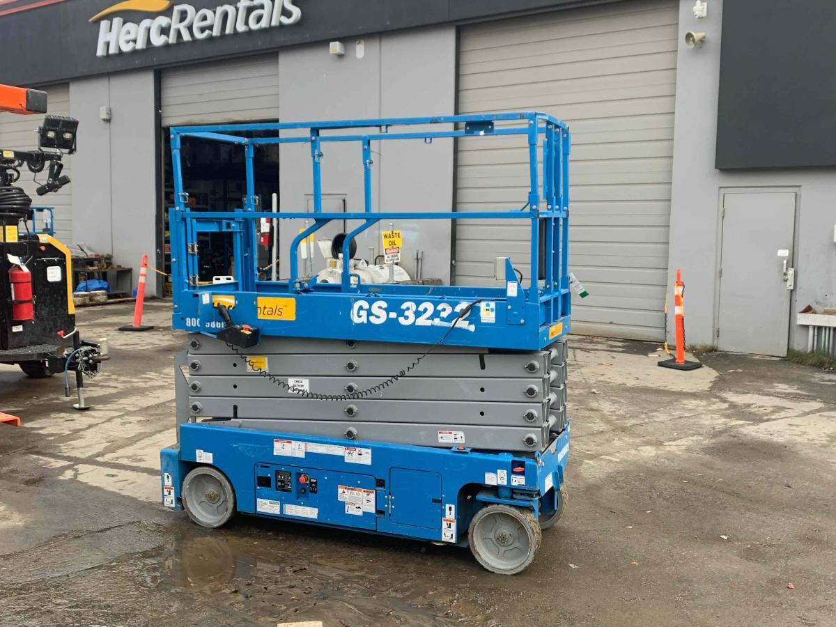 2018 Genie GS-3232-4